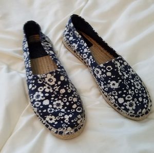 Tory Burch Floral Blue Espadrilles 5.5